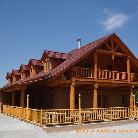 Penzion U Fabu Леднице Екстериор снимка